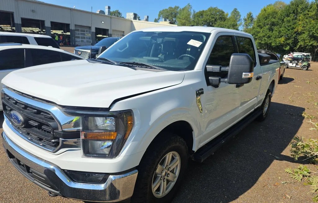 2023 FORD F-150 XLT CREW CAB MEDIUM BED - 1