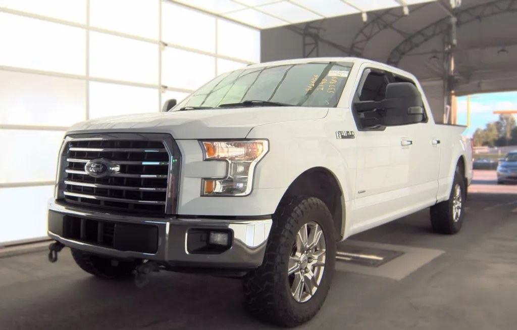 2017 FORD F-150 XLT CREW CAB MEDIUM BED - 1