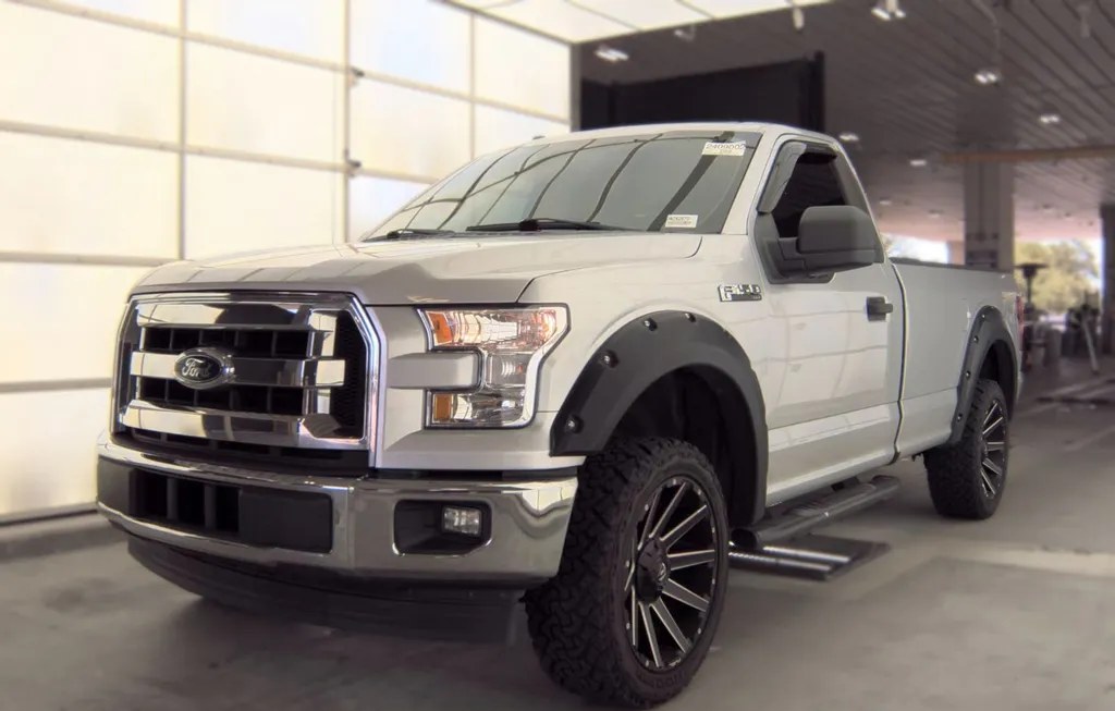 2017 FORD F-150 XLT REGULAR CAB LONG BED - 1