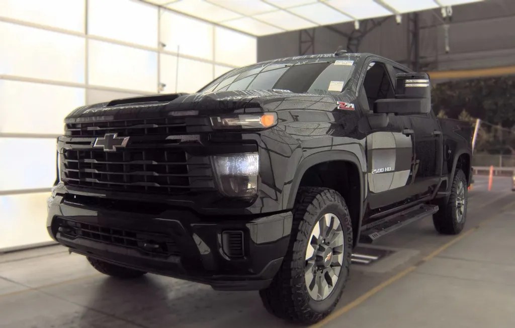 2024 CHEVROLET SILVERADO 2500HD CUSTOM CREW CAB MEDIUM BED 1CX - 1