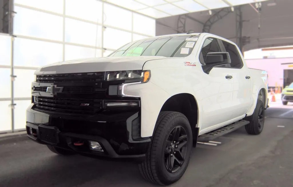 2021 CHEVROLET SILVERADO 1500 LT TRAIL BOSS CREW CAB SHORT BED 2LT - 1