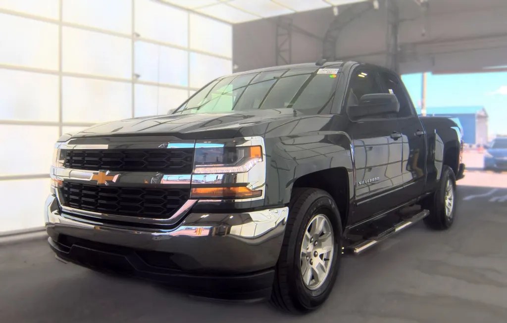 2018 CHEVROLET SILVERADO 1500 LT EXTENDED CAB MEDIUM BED 1LT - 1