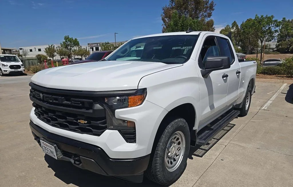 2025 CHEVROLET SILVERADO 1500 WT EXTENDED CAB MEDIUM BED 1WT - 1
