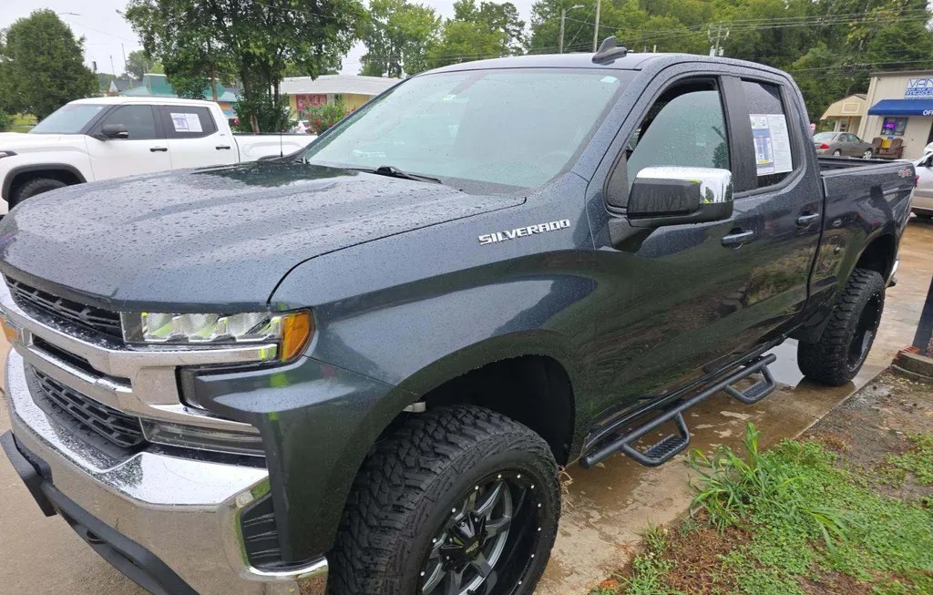 2020 CHEVROLET SILVERADO 1500 LT EXTENDED CAB MEDIUM BED 1LT - 1