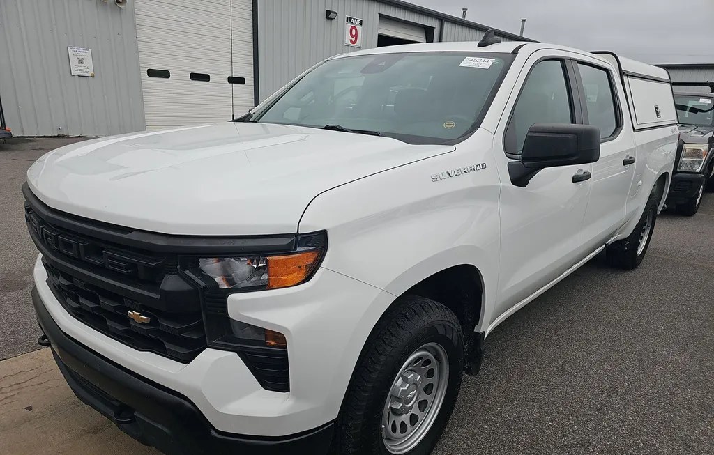 2024 CHEVROLET SILVERADO 1500 WT CREW CAB MEDIUM BED 1WT - 1