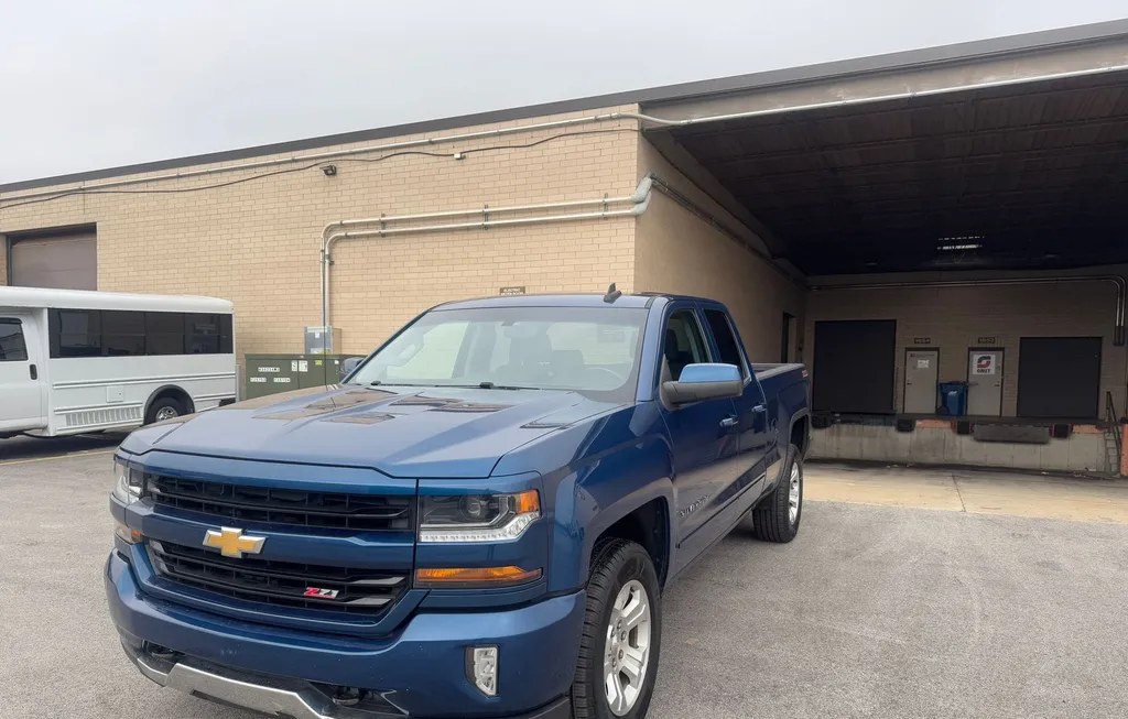 2017 CHEVROLET SILVERADO 1500 LT Z71 EXTENDED CAB MEDIUM BED 2LT - 1