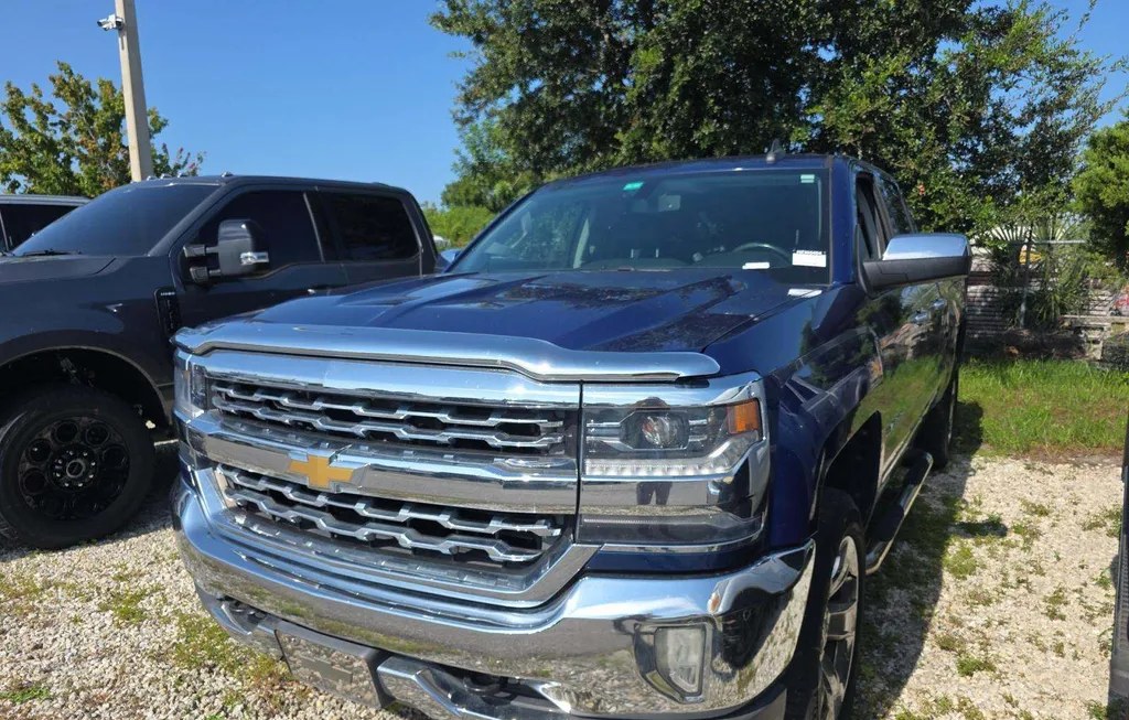 2017 CHEVROLET SILVERADO 1500 LTZ EXTENDED CAB MEDIUM BED 1LZ - 1
