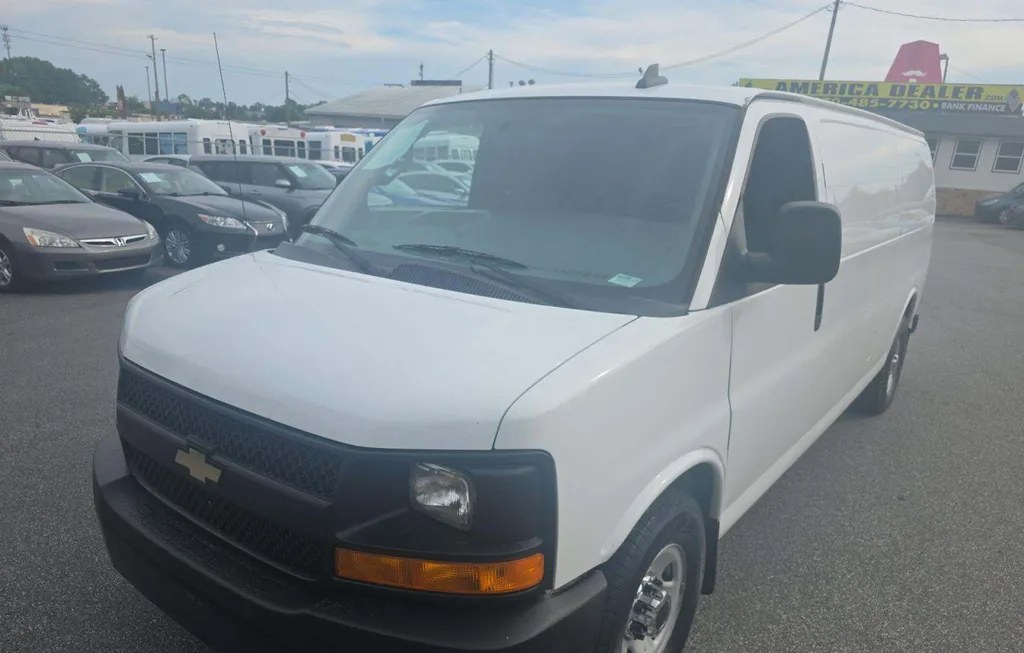 2017 CHEVROLET EXPRESS 3500 CARGO VAN 1WT 155.0" WB - 1