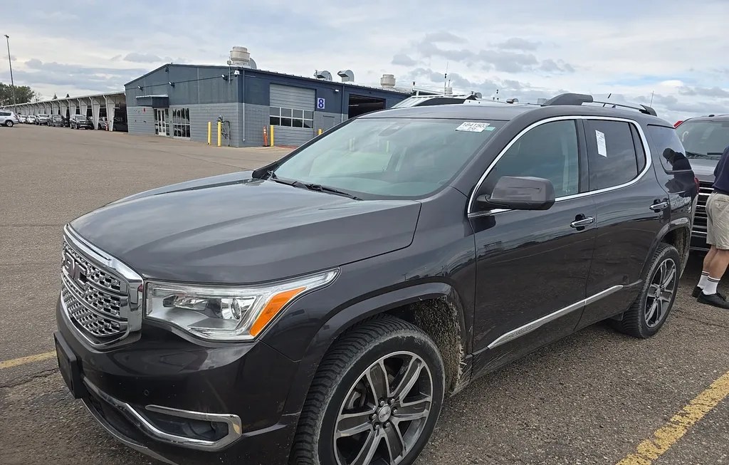 2017 GMC ACADIA DENALI 5SA - 1