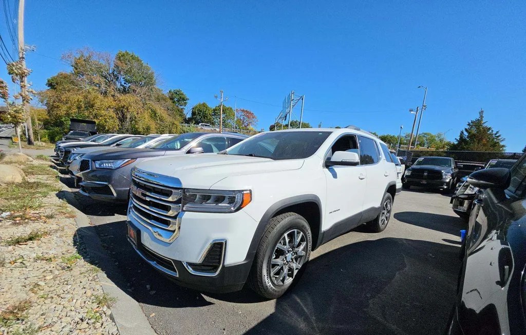 2023 GMC ACADIA SLE 3SA - 1