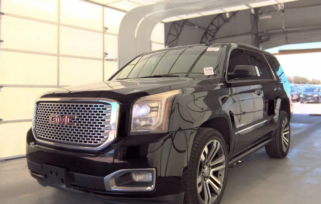 2017 GMC YUKON DENALI 5SA - 1