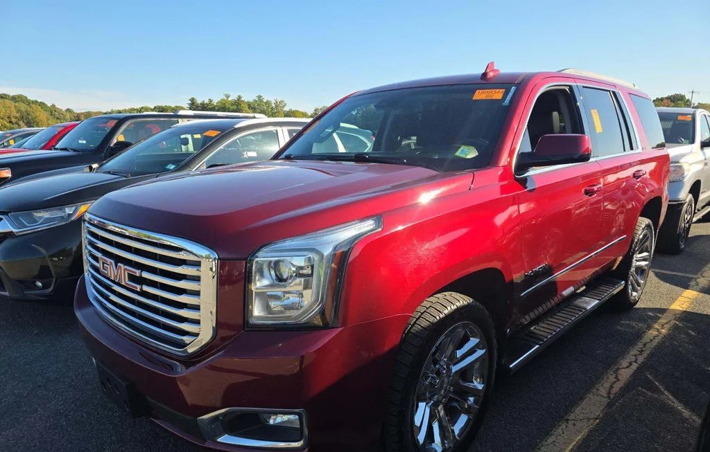 2017 GMC YUKON SLT 4SA - 1