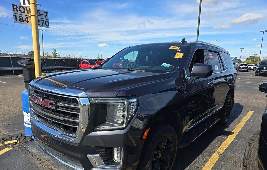 2023 GMC YUKON SLT - 1