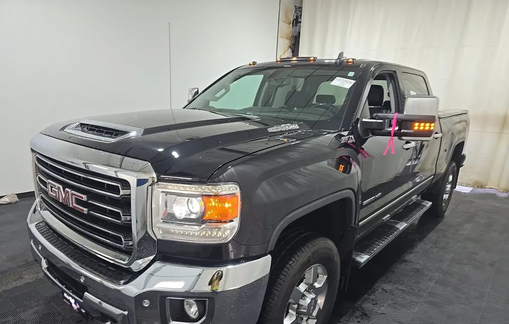2019 GMC SIERRA 2500HD SLT CREW CAB MEDIUM BED - 1