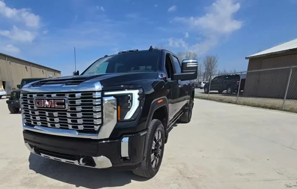 2024 GMC SIERRA 2500HD DENALI CREW CAB MEDIUM BED - 1