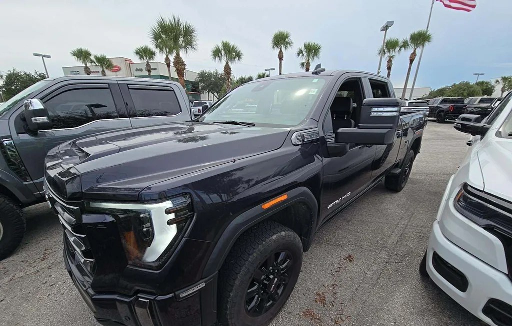 2024 GMC SIERRA 2500HD AT4 CREW CAB MEDIUM BED 4SB - 1