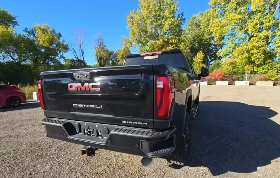 2024 GMC SIERRA 2500HD DENALI CREW CAB MEDIUM BED - 1