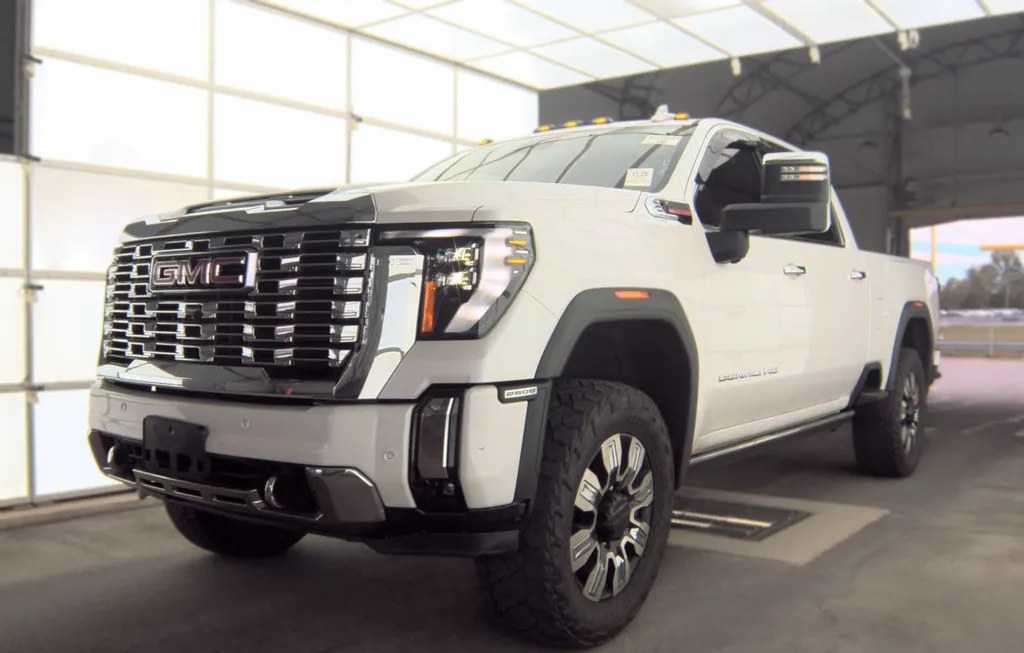 2024 GMC SIERRA 2500HD DENALI CREW CAB MEDIUM BED 5SA - 1