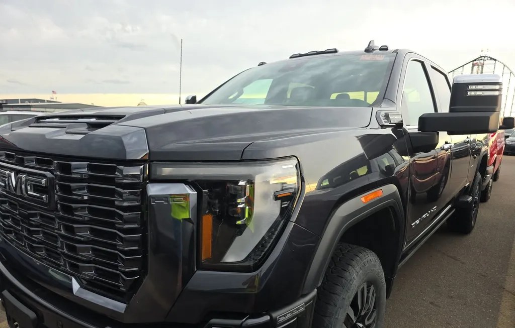 2024 GMC SIERRA 2500HD DENALI ULTIMATE CREW CAB MEDIUM BED - 1