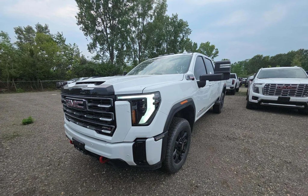 2026 GMC SIERRA 2500HD AT4 CREW CAB MEDIUM BED - 1