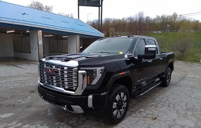 2026 GMC SIERRA 2500HD DENALI CREW CAB MEDIUM BED - 1