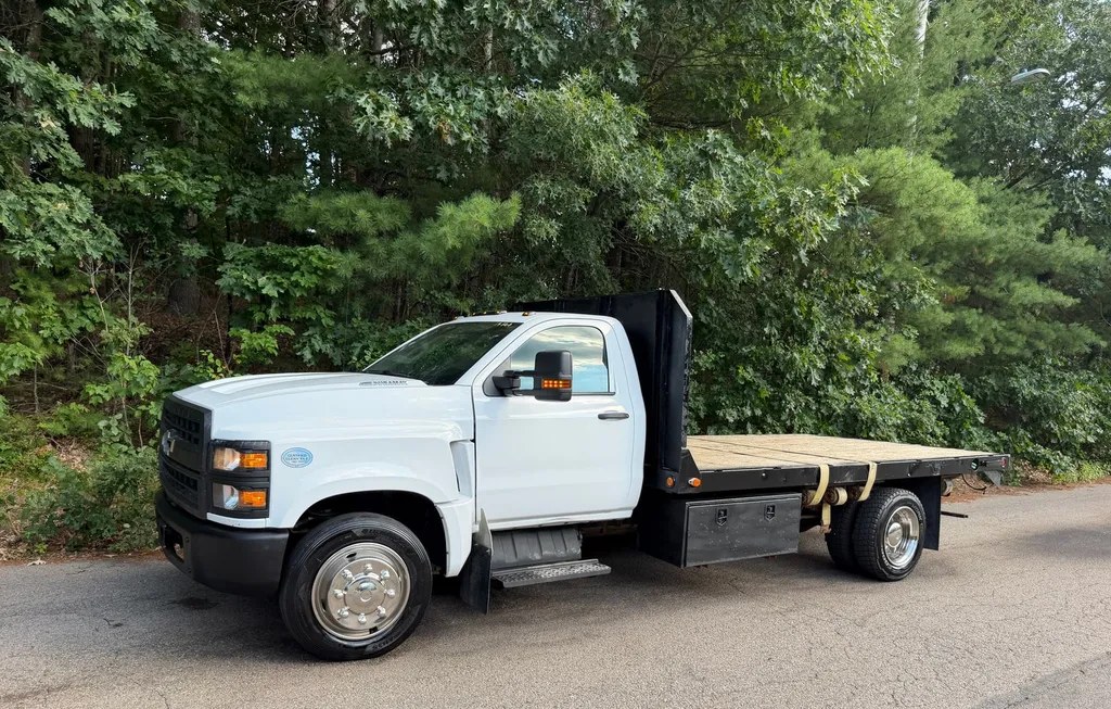 2019 CHEVROLET SILVERADO MEDIUM DUTY BASE - 1