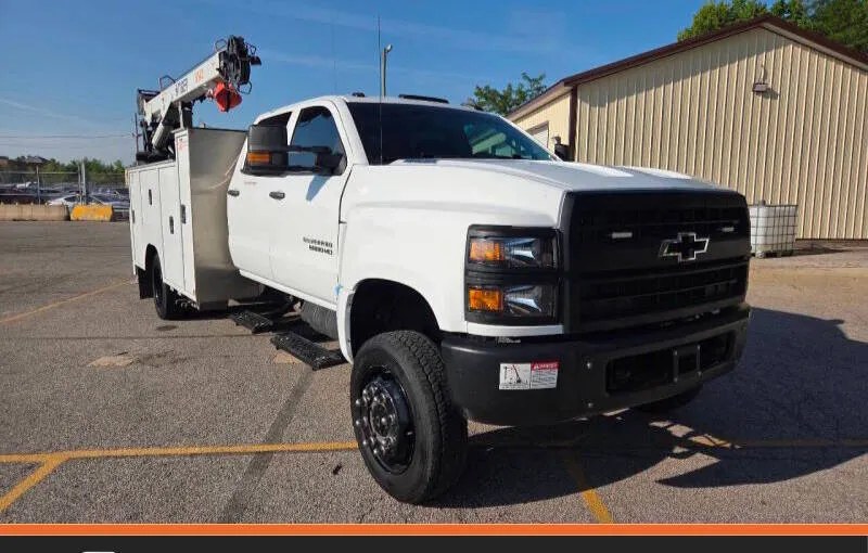2022 CHEVROLET SILVERADO MEDIUM DUTY BASE - 1