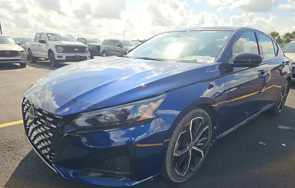 2024 NISSAN ALTIMA SR - 1