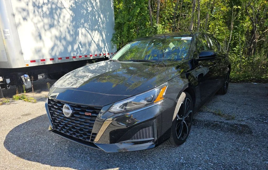 2025 NISSAN ALTIMA SR - 1