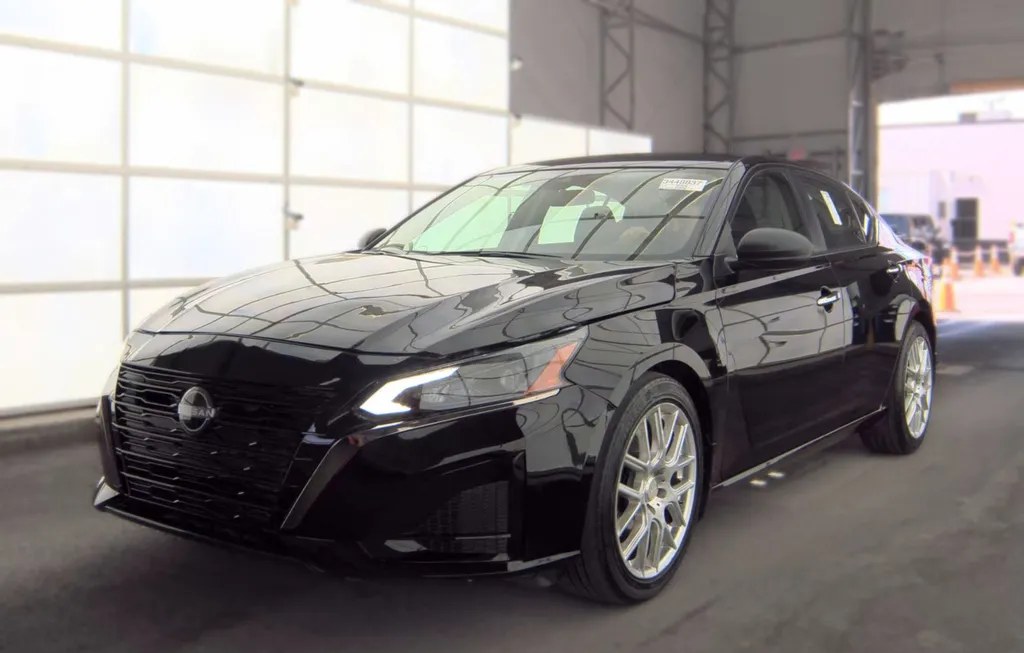 2025 NISSAN ALTIMA SV - 1