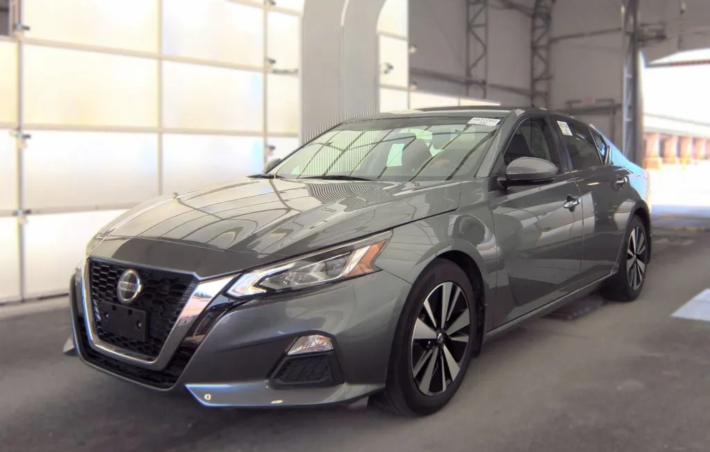 2021 NISSAN ALTIMA SV - 1