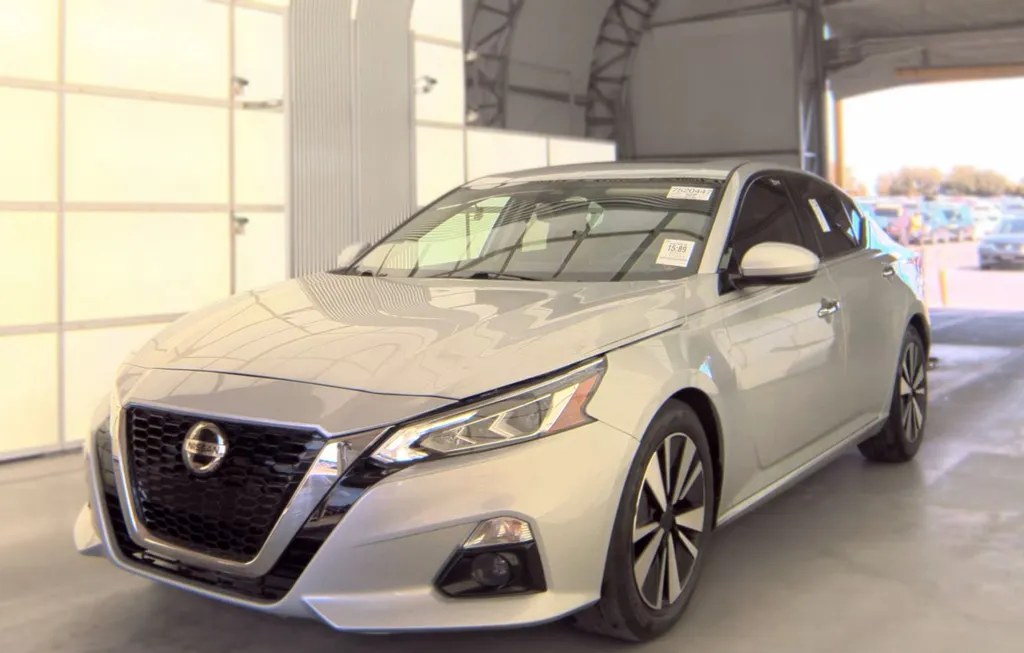 2019 NISSAN ALTIMA SV - 1