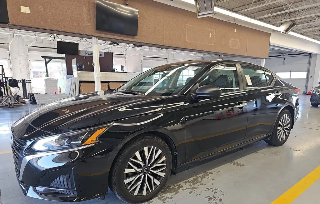 2024 NISSAN ALTIMA SV - 1
