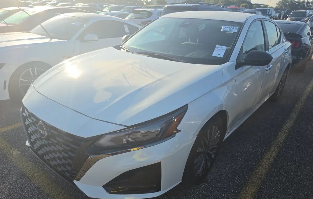 2025 NISSAN ALTIMA SV - 1