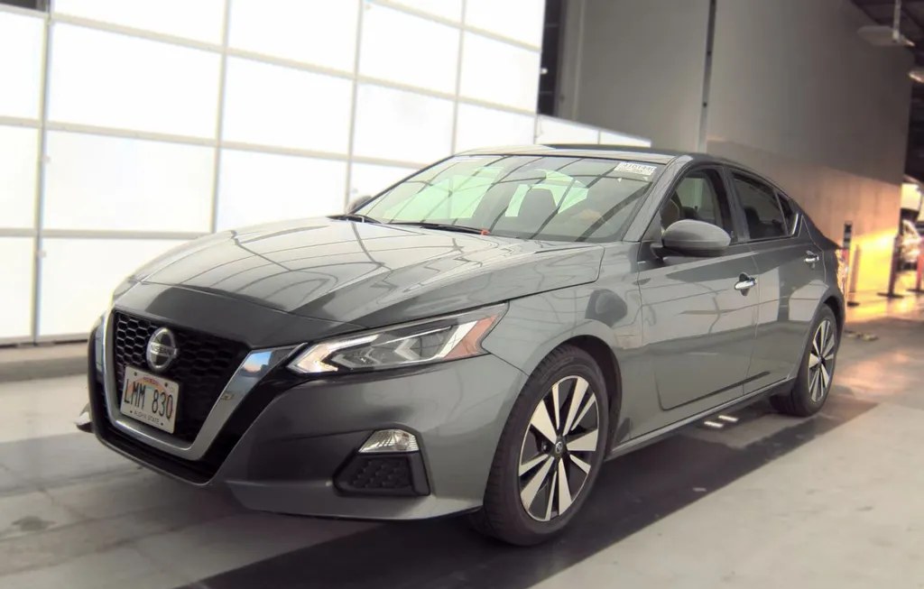 2022 NISSAN ALTIMA SV - 1