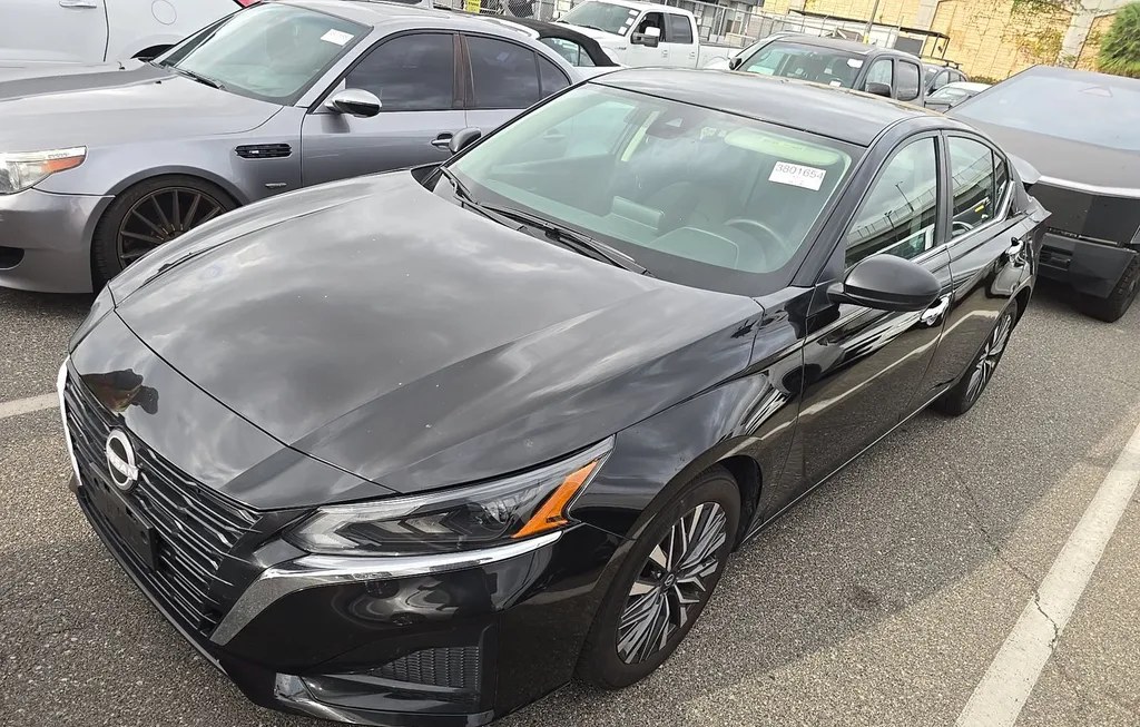 2025 NISSAN ALTIMA SV - 1