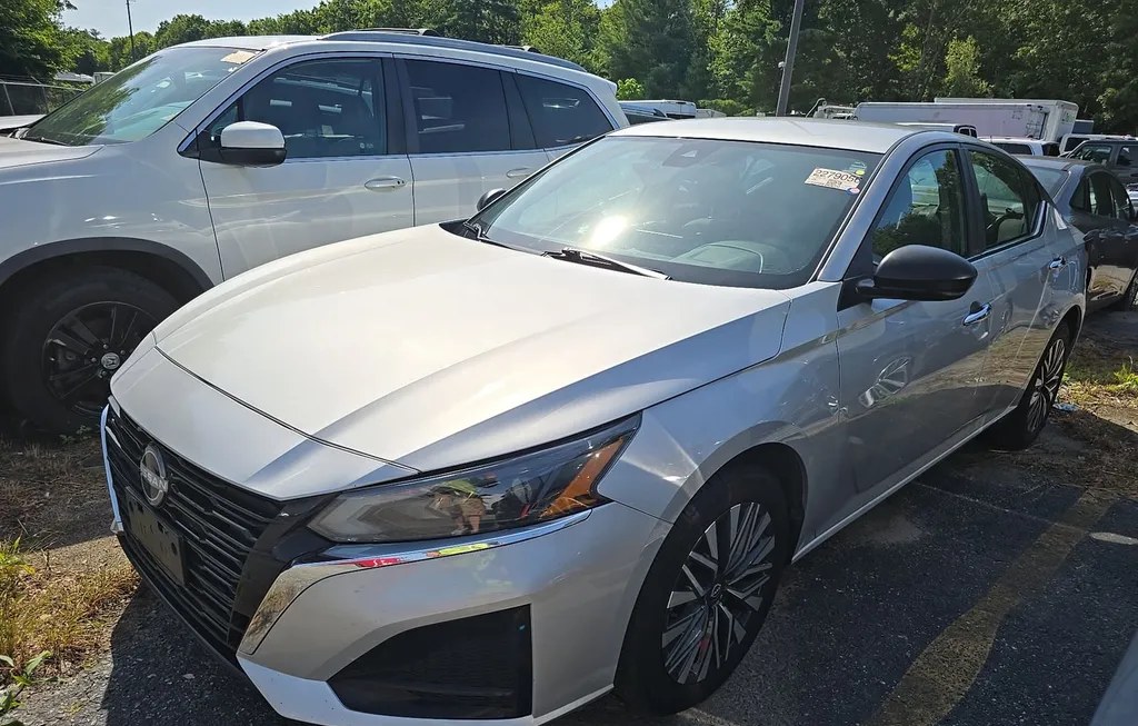 2024 NISSAN ALTIMA SV - 1