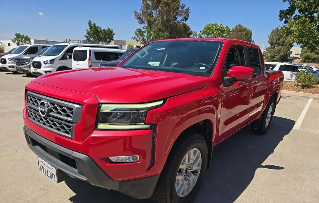 2022 NISSAN FRONTIER SV CREW CAB MEDIUM BED - 1
