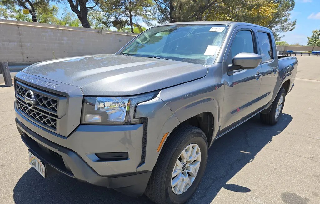 2023 NISSAN FRONTIER SV CREW CAB MEDIUM BED - 1