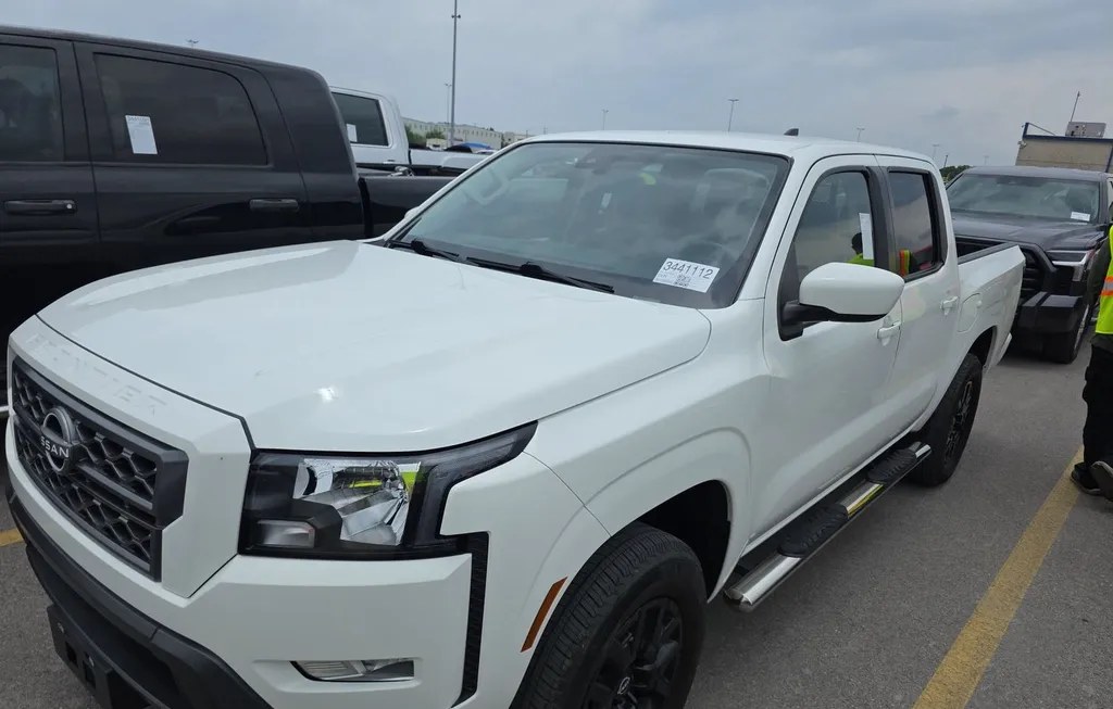2024 NISSAN FRONTIER SV CREW CAB MEDIUM BED - 1