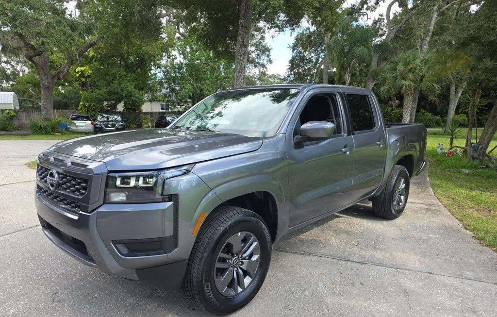 2026 NISSAN FRONTIER SV CREW CAB MEDIUM BED - 1