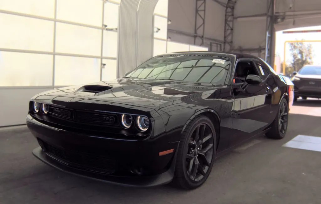 2023 DODGE CHALLENGER R/T - 1