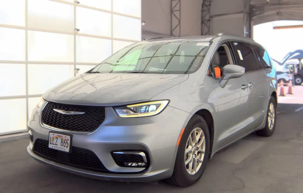 2021 CHRYSLER PACIFICA TOURING L 121.6" WB - 1