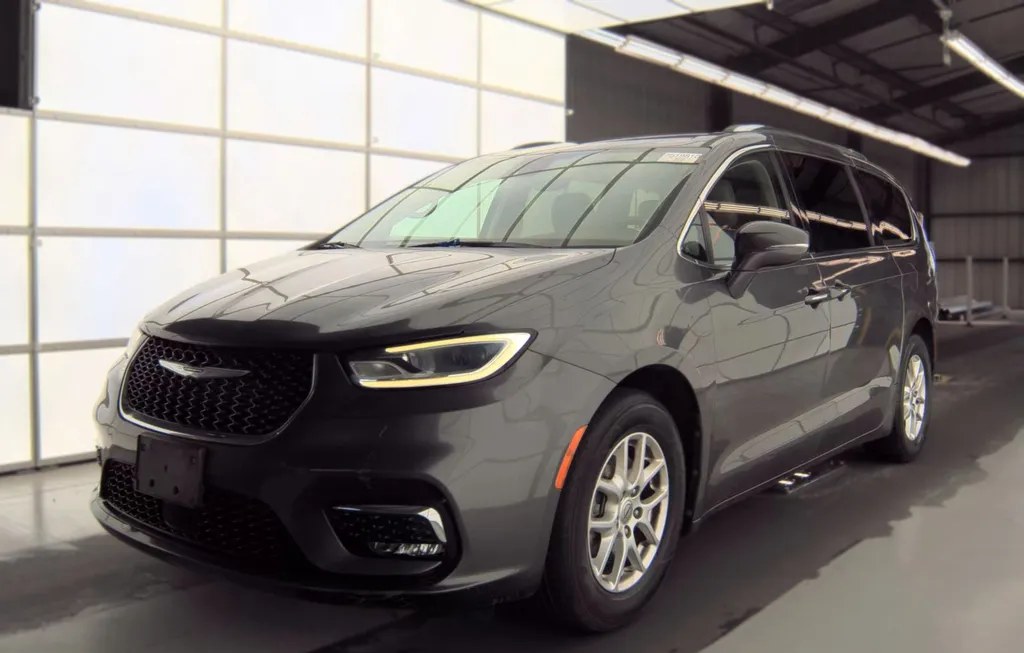 2021 CHRYSLER PACIFICA TOURING L 121.6" WB - 1