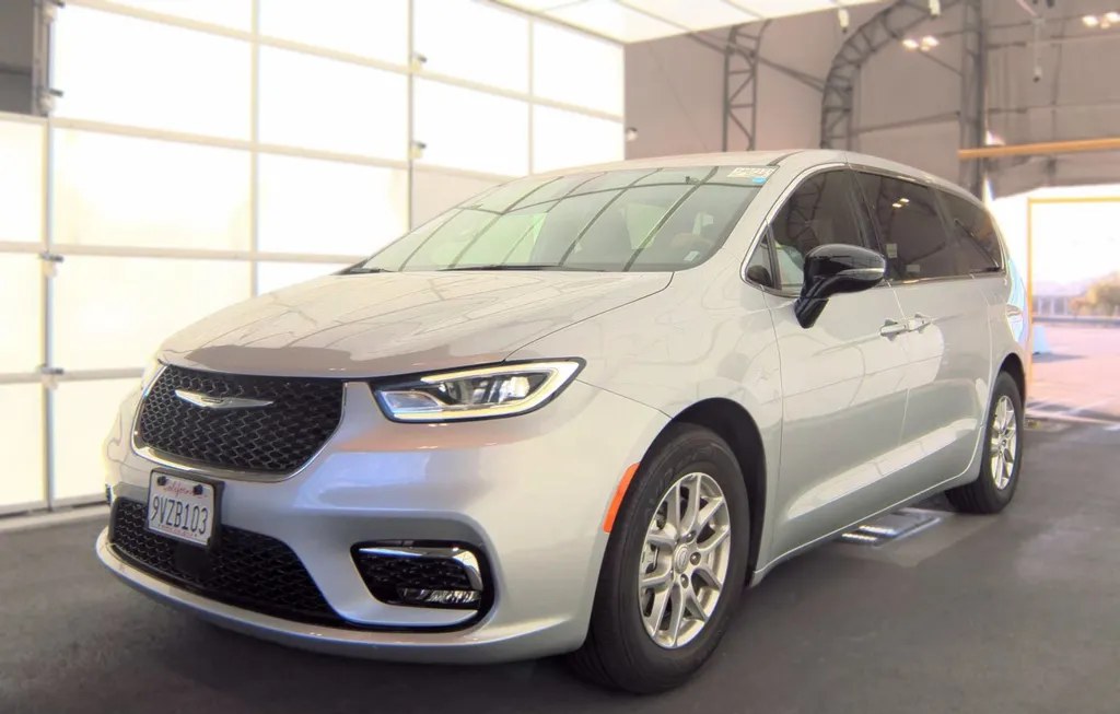 2026 CHRYSLER PACIFICA SELECT 121.6" WB - 1