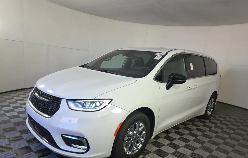 2025 CHRYSLER PACIFICA SELECT 121.6" WB - 1