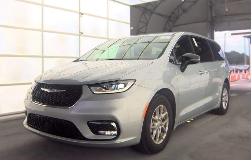2026 CHRYSLER PACIFICA SELECT 121.6" WB - 1
