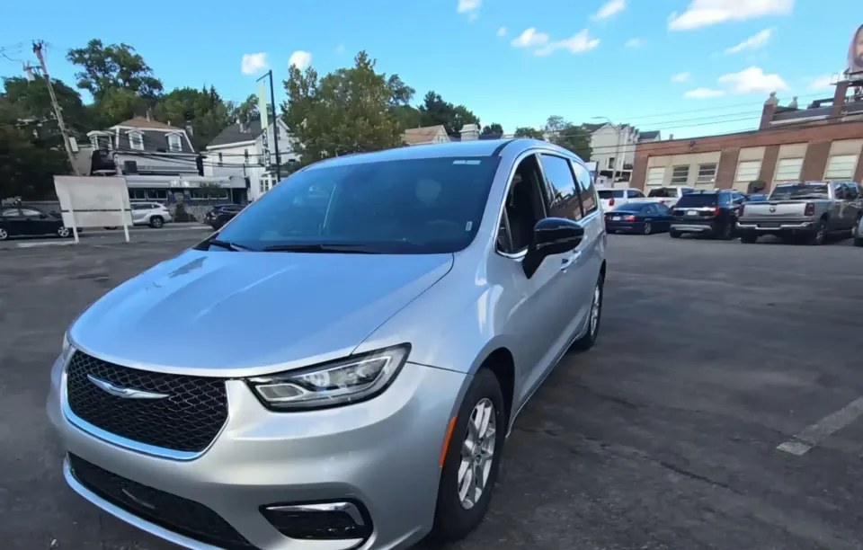 2026 CHRYSLER PACIFICA SELECT 121.6" WB - 1