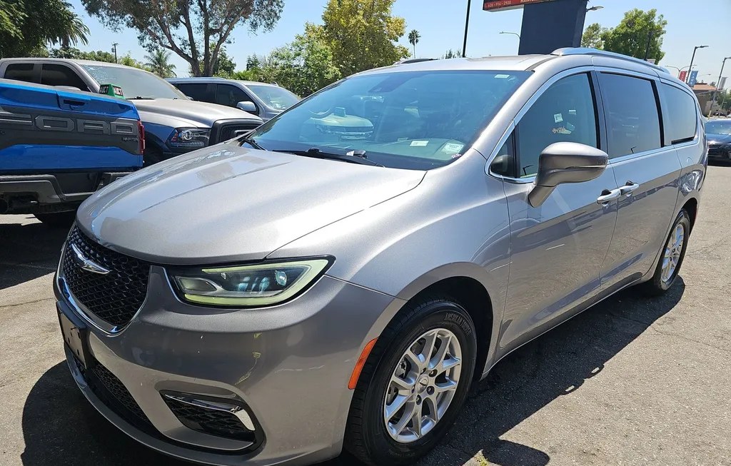 2021 CHRYSLER PACIFICA TOURING L 121.6" WB - 1