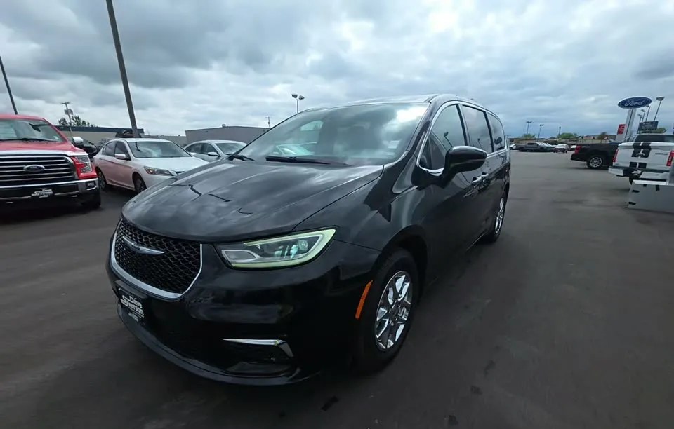 2025 CHRYSLER PACIFICA SELECT 121.6" WB - 1